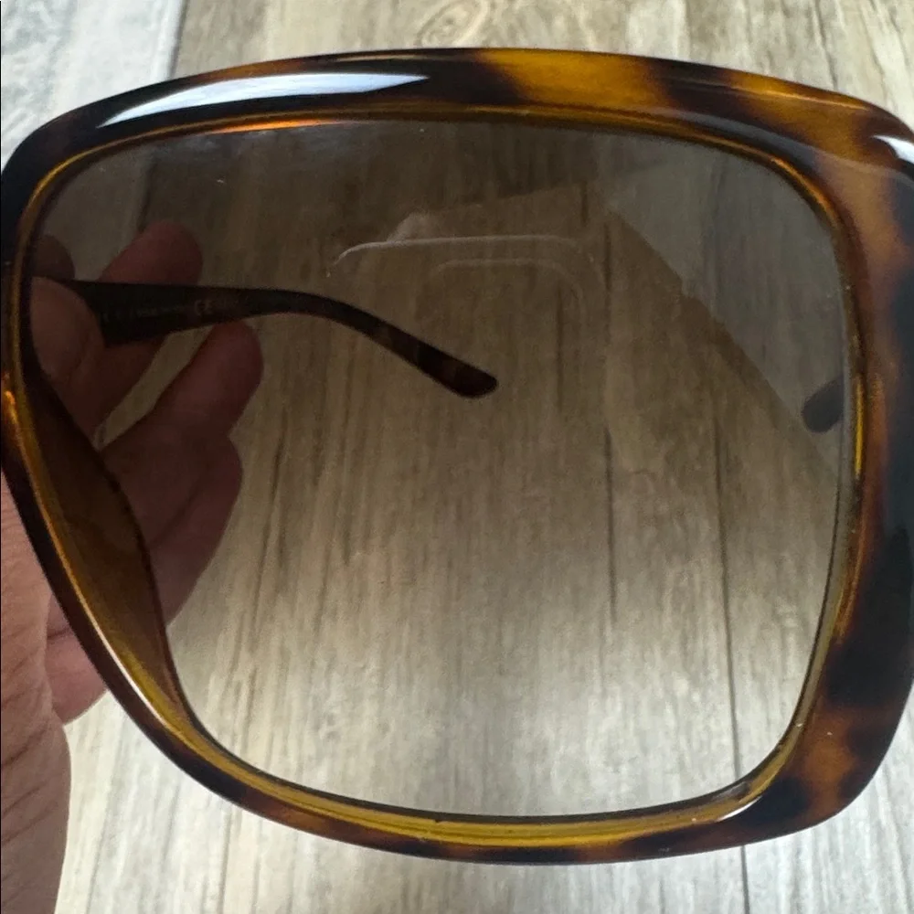 Gucci Oversized Tortoise Brown Gradient Butterfly Sunglasses GG Logo